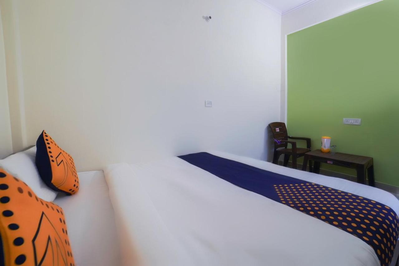 Spot On 67119 Hotel Shivam Residency Rāmpura Exteriér fotografie