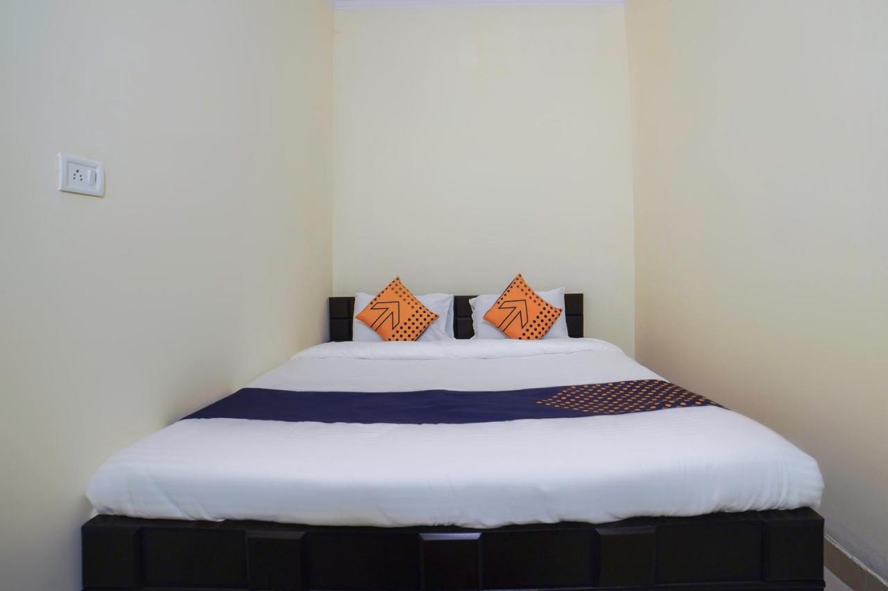 Spot On 67119 Hotel Shivam Residency Rāmpura Exteriér fotografie