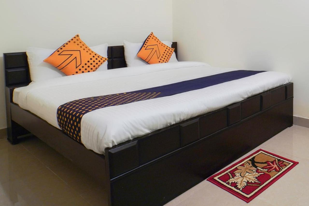 Spot On 67119 Hotel Shivam Residency Rāmpura Exteriér fotografie