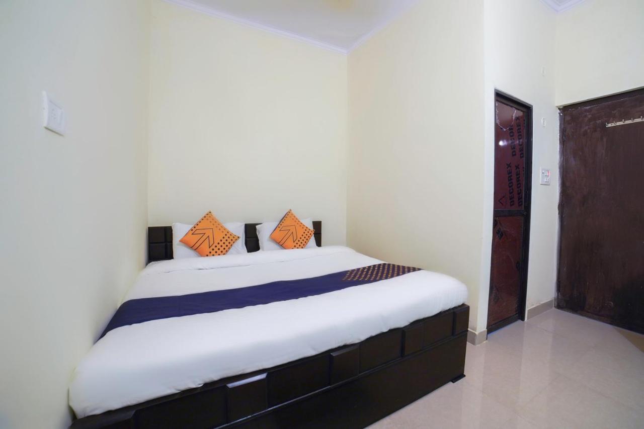 Spot On 67119 Hotel Shivam Residency Rāmpura Exteriér fotografie