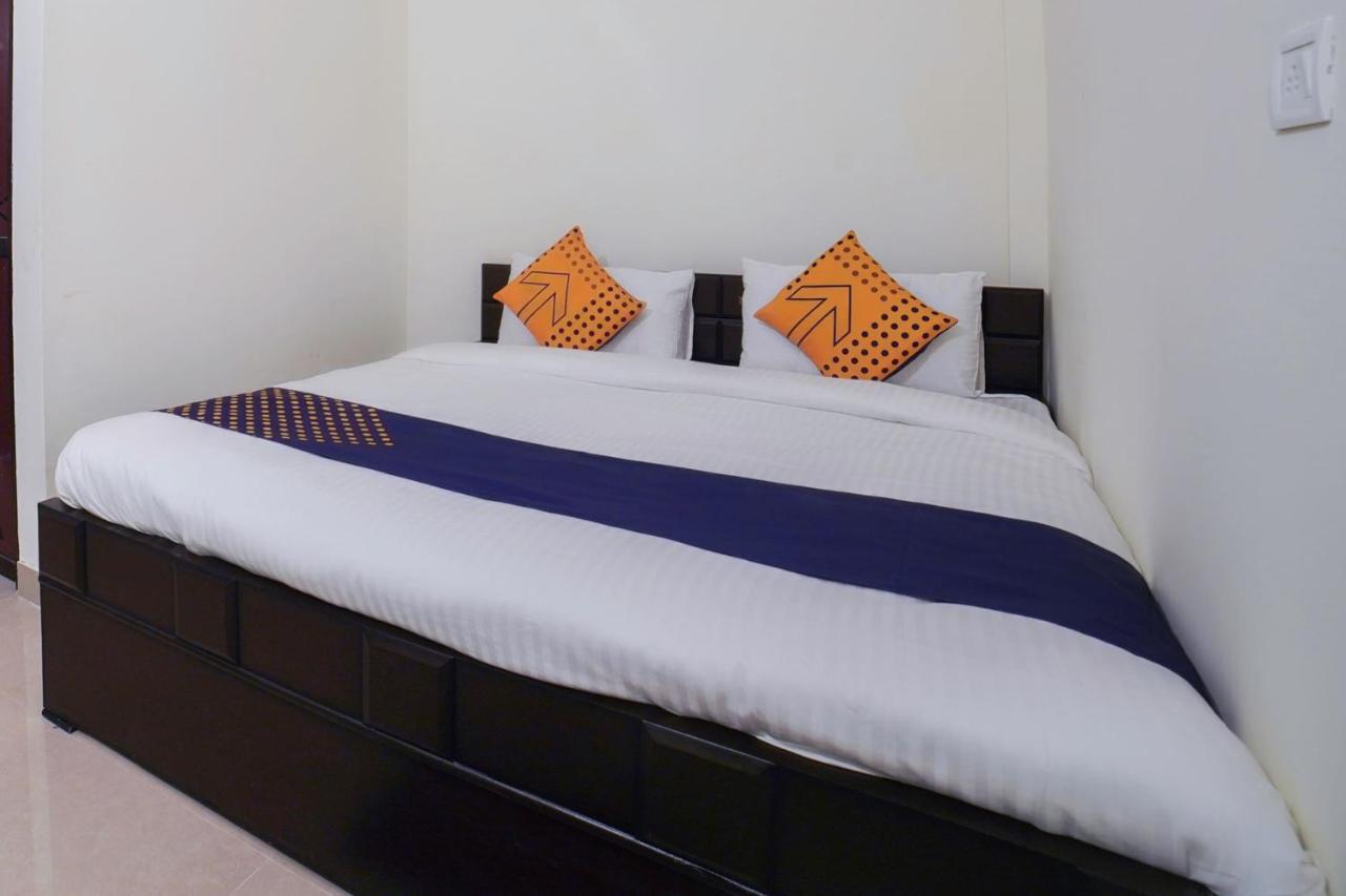 Spot On 67119 Hotel Shivam Residency Rāmpura Exteriér fotografie